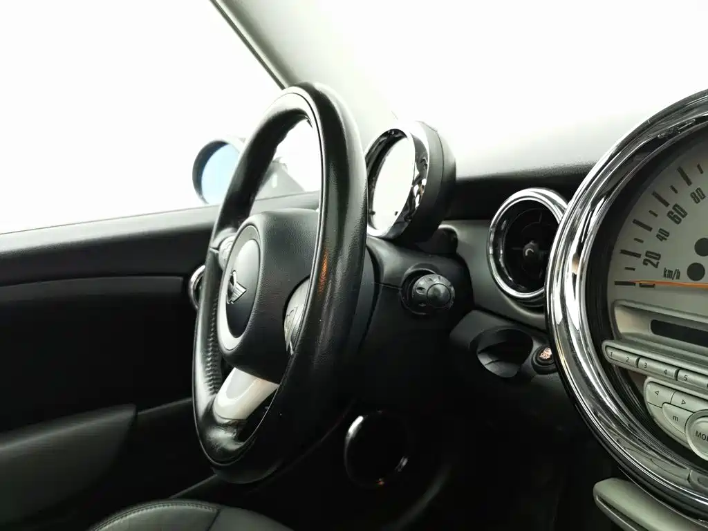 MINI Clubman 2010 — фото 22