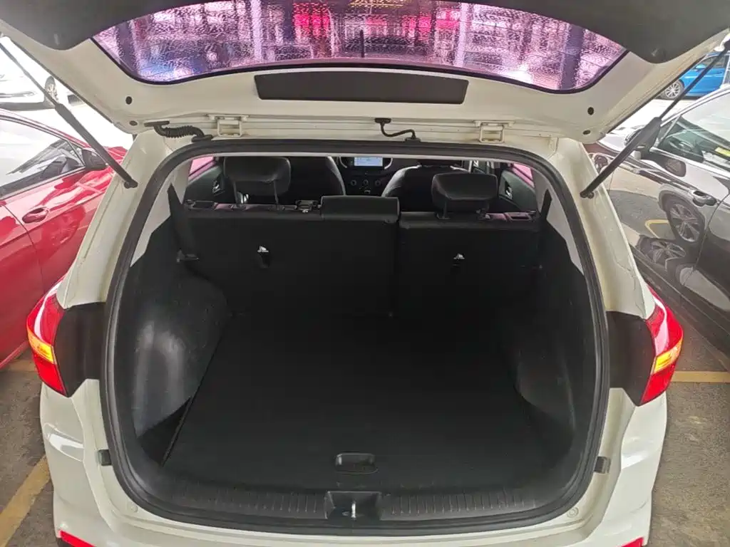 Hyundai ix25 2017 — фото 19