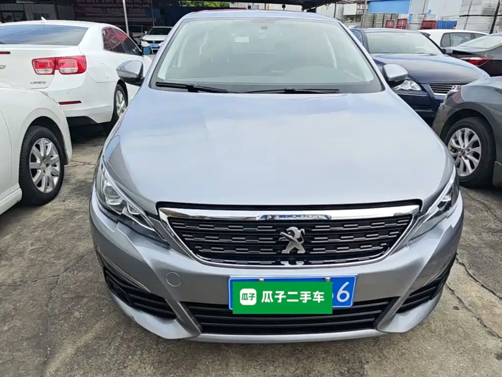 Peugeot 308 2018 — фото 3