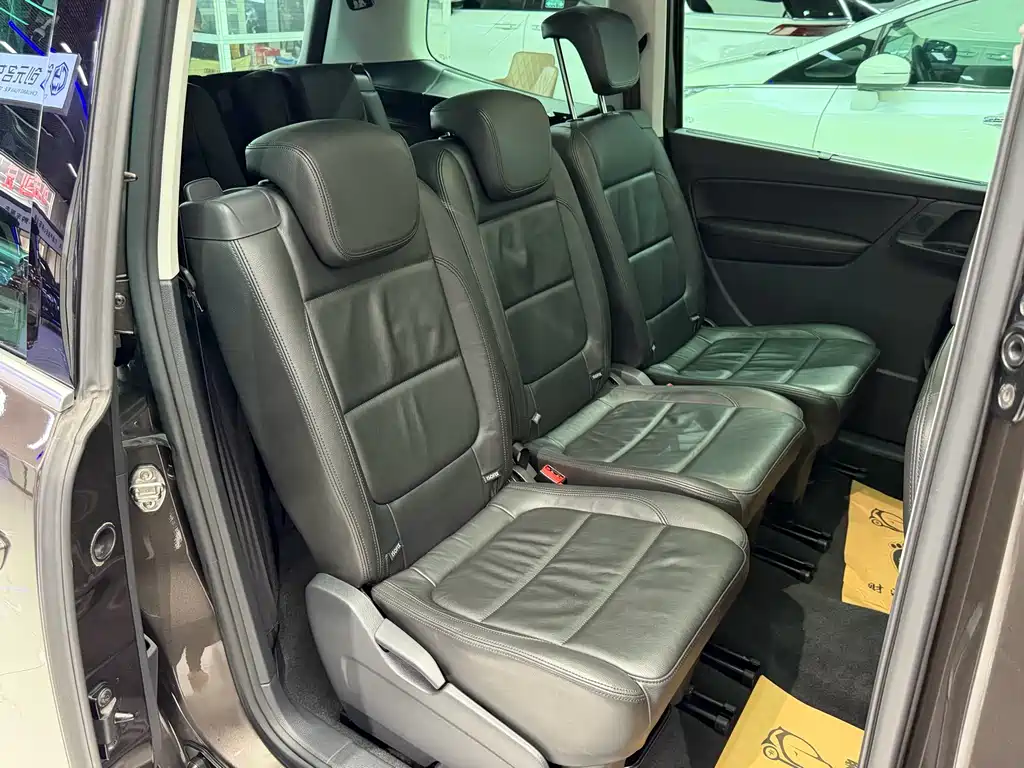 Volkswagen Sharan 2015 — фото 20