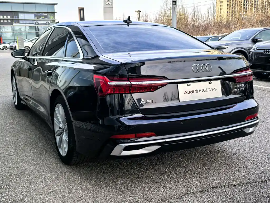 Audi A6L 2024 — фото 13
