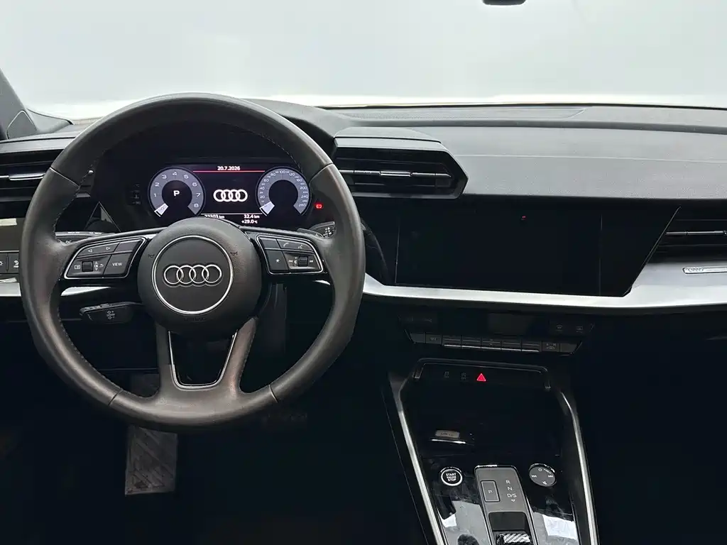 Audi A3 2022 — фото 10