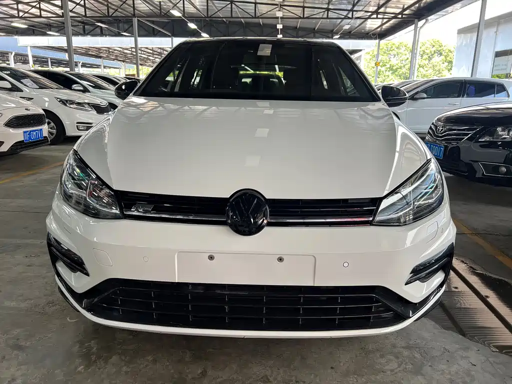 Volkswagen Golf 2020