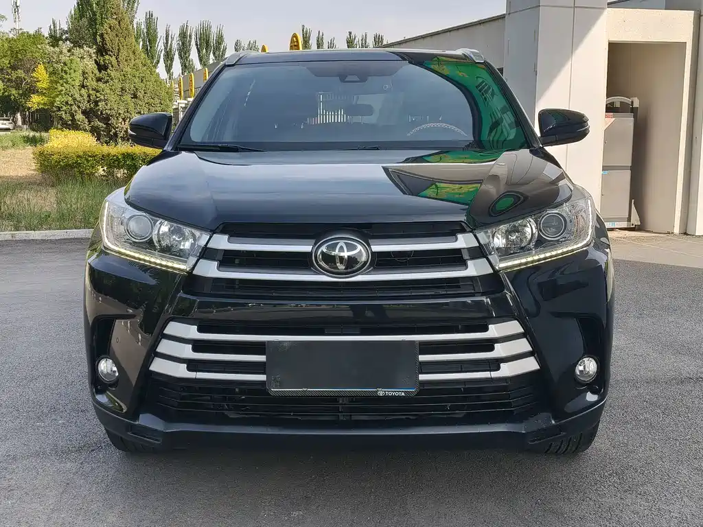 Toyota Highlander 2020 — фото 2