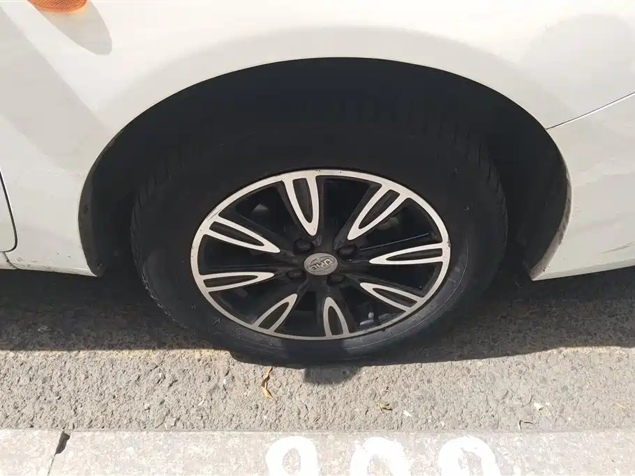 BYD F3 2021