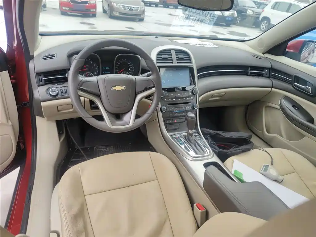 Chevrolet Malibu 2014 — фото 10