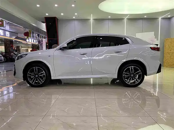 BMW X2 2025