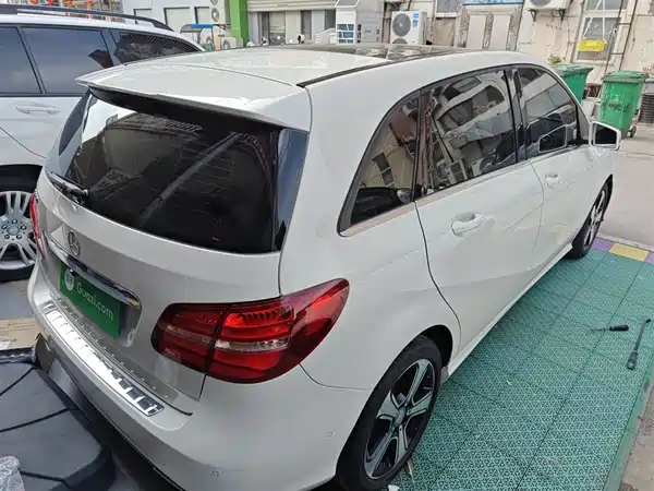 Mercedes-Benz B-Class 2016