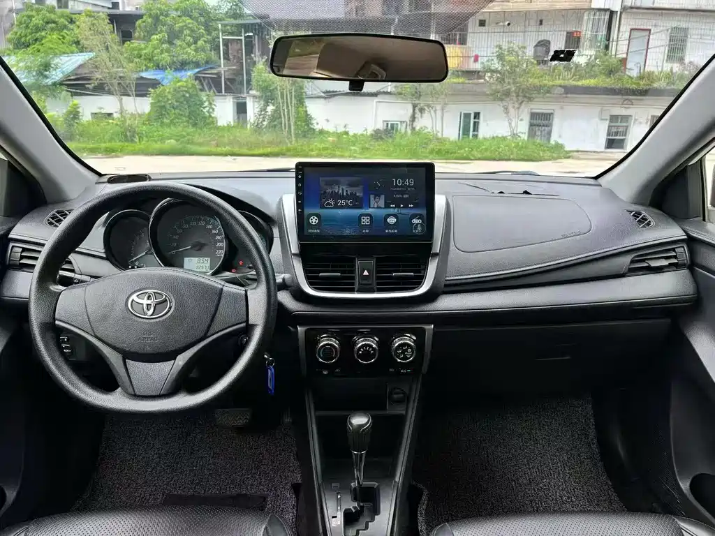 Toyota Yaris L 2018