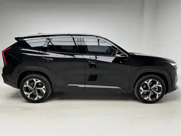 Geely Boyue L 2025