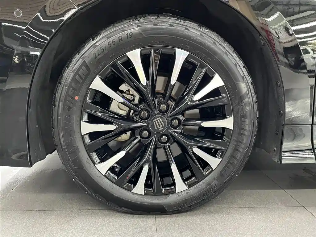 Toyota Vellfire 2024 — фото 15