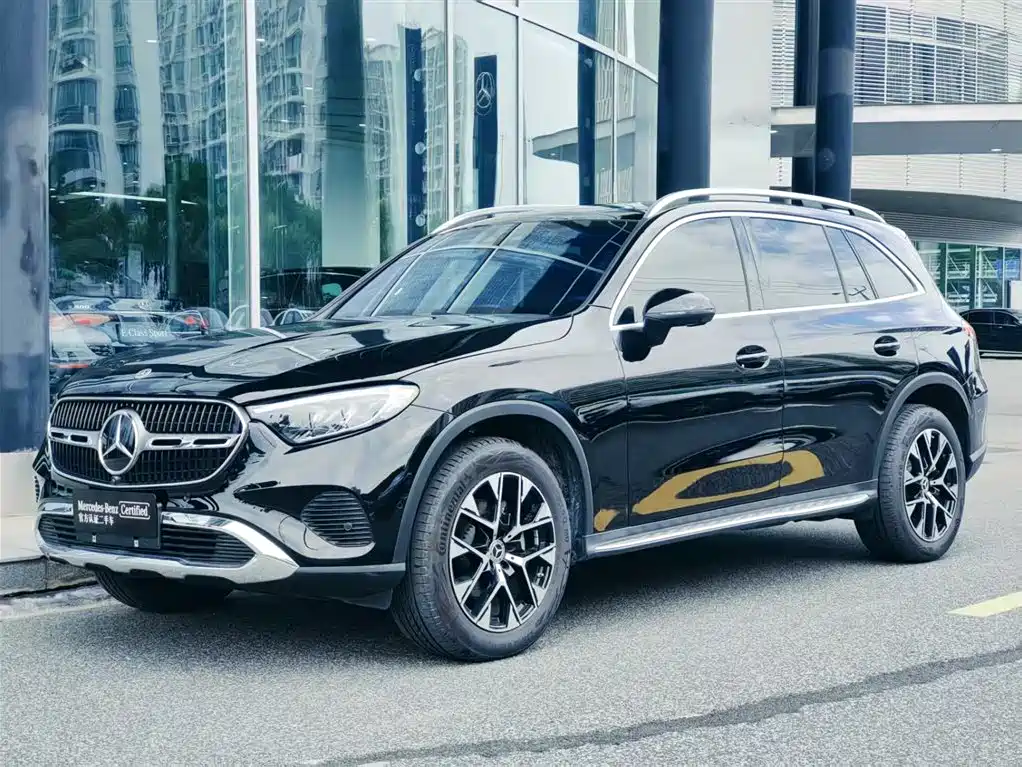 Mercedes-Benz GLC 2025