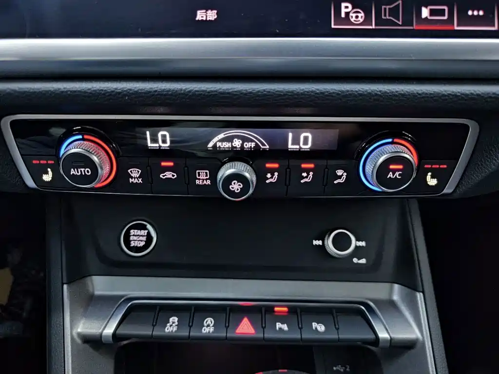 Audi Q3 2022 — фото 14