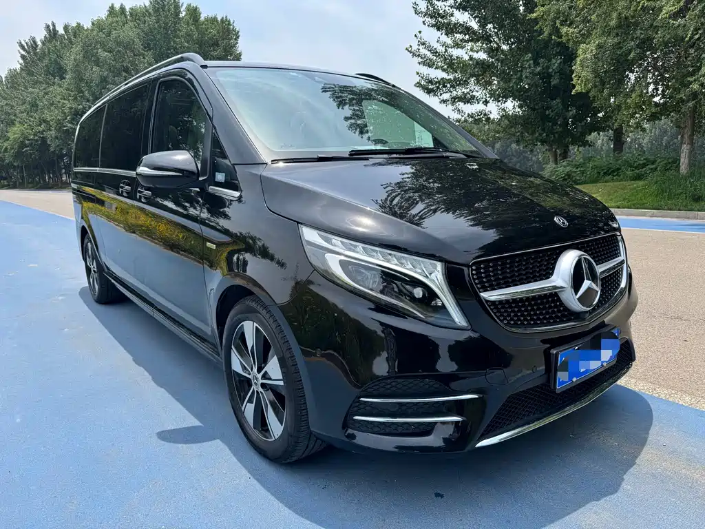 Mercedes-Benz V-Class 2021 — фото 3