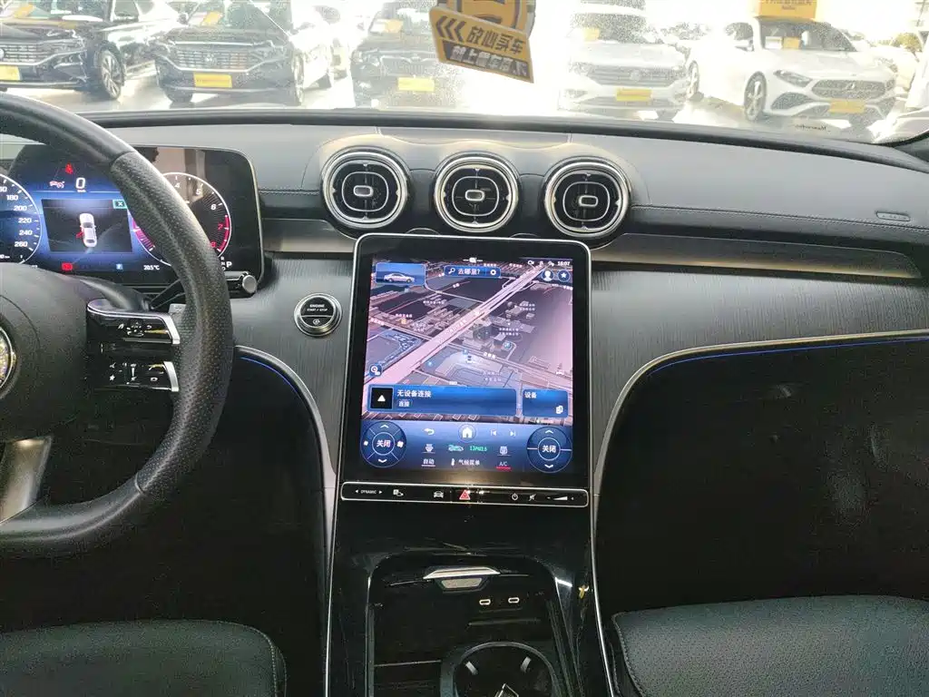 Mercedes-Benz C-Class 2023 — фото 13