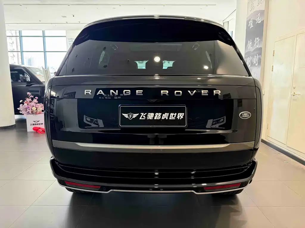Land Rover Range Rover 2025 — фото 23