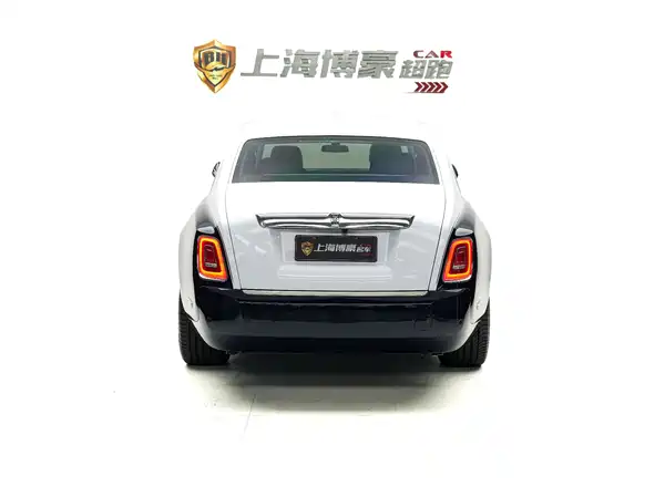 Rolls-Royce Phantom 2020