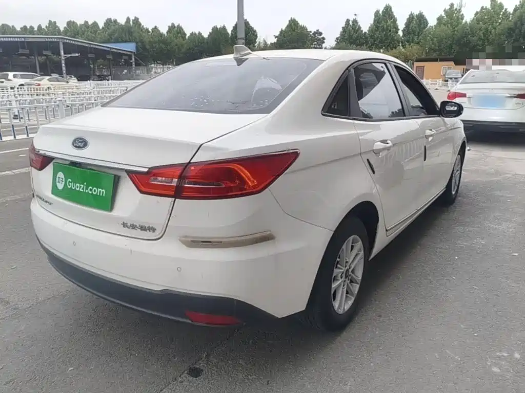 Ford Escort 2019
