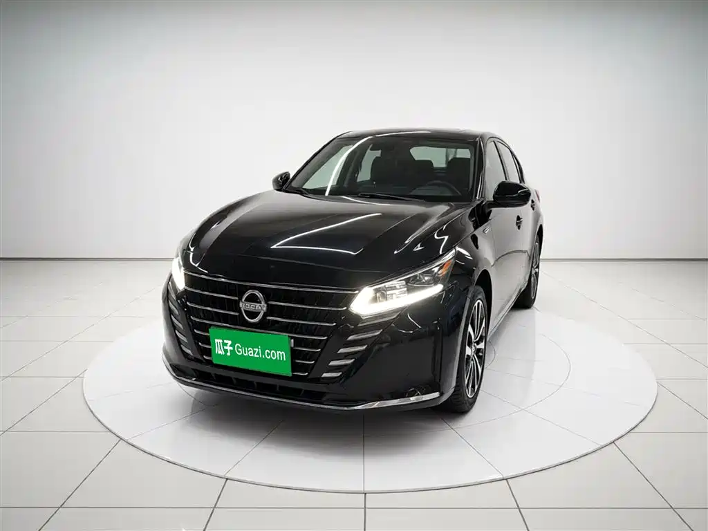 Nissan Teana 2023 — фото 1
