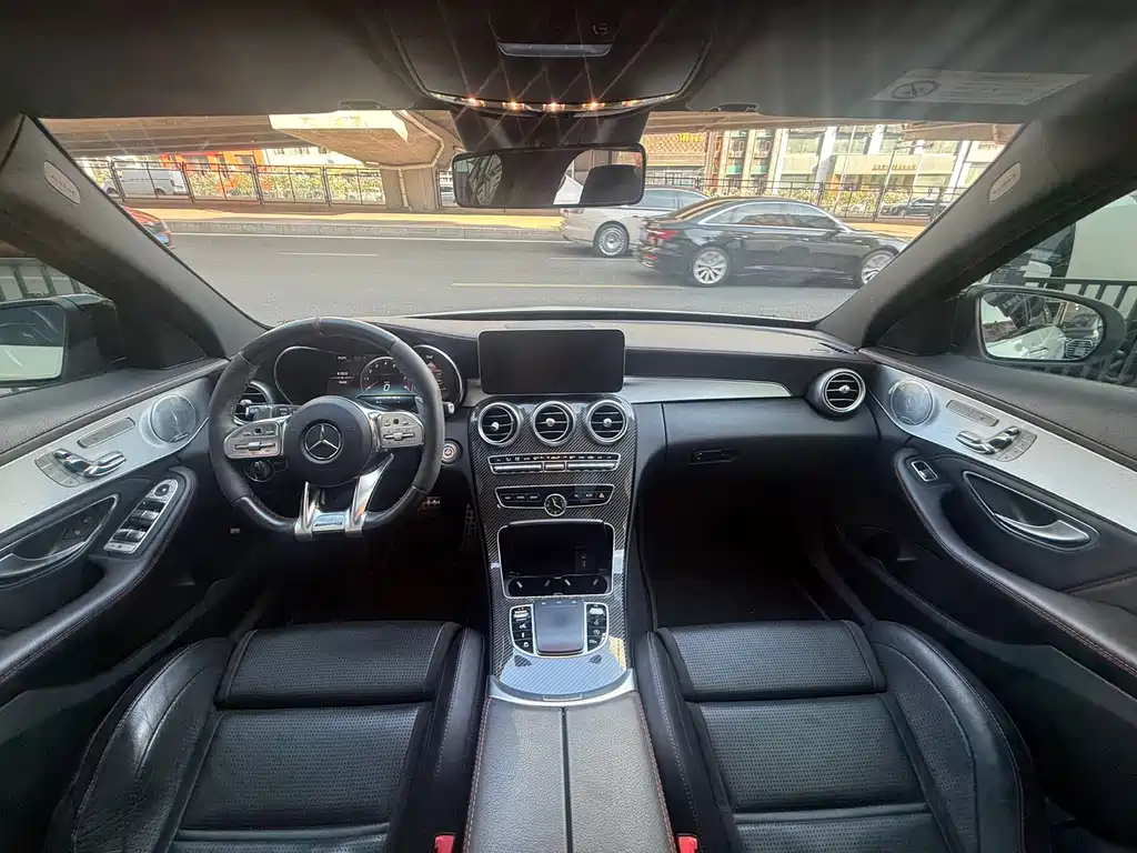 Mercedes-Benz C-Class AMG 2019 — фото 11