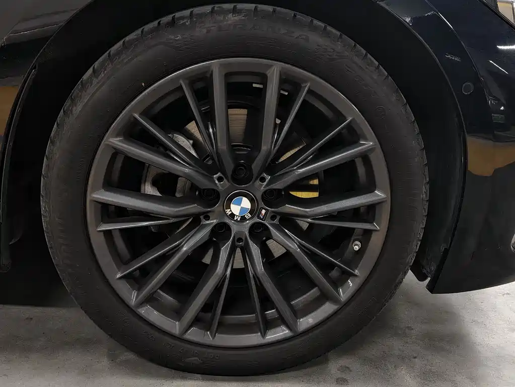 BMW 3 Series 2023