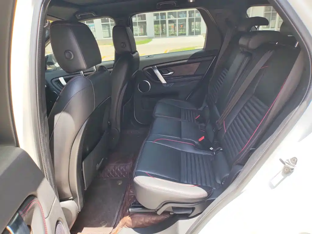 Land Rover Discovery Sport 2020 — фото 13