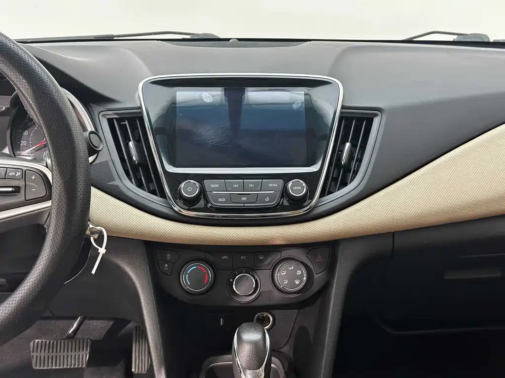 Chevrolet Cruze 2022 — фото 14
