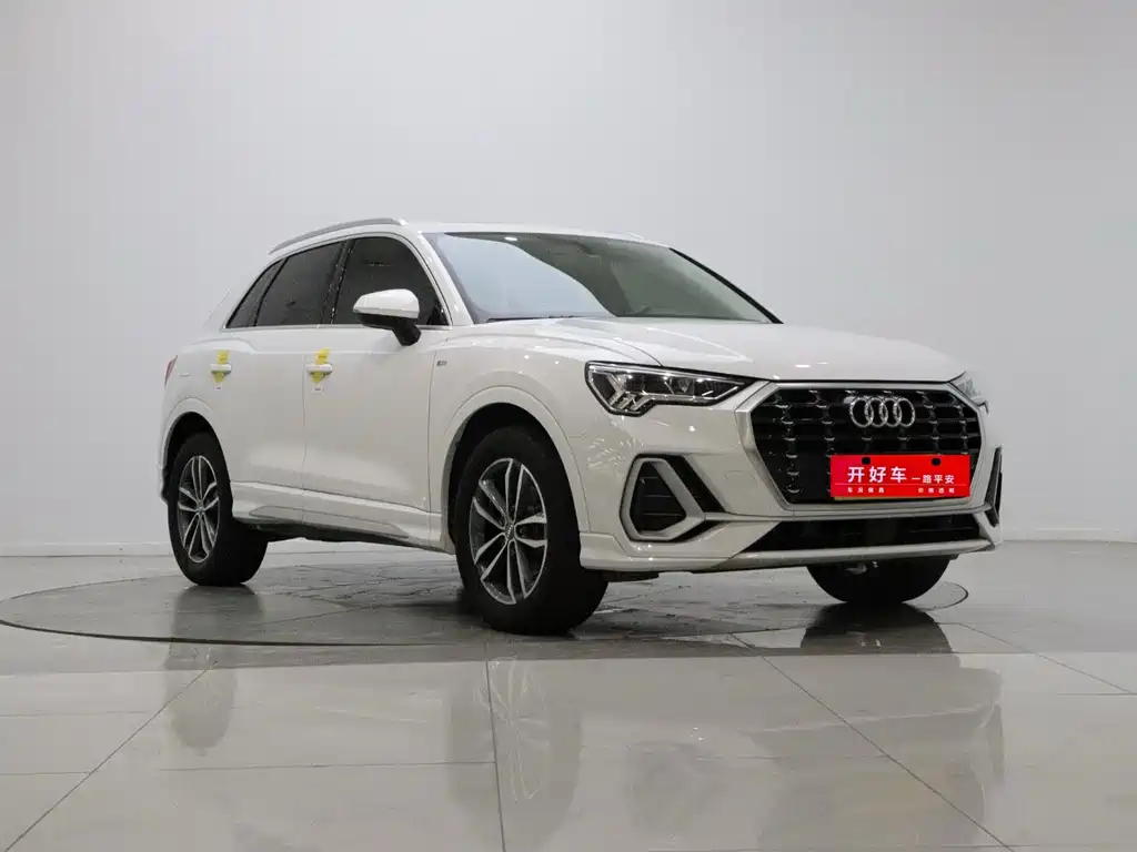 Audi Q3 2021