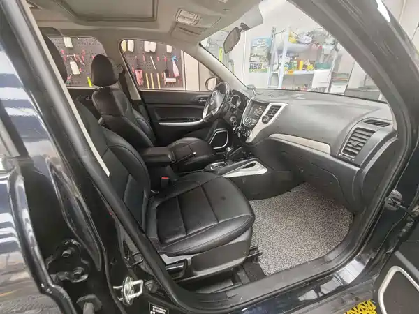 Changan CS35 2016