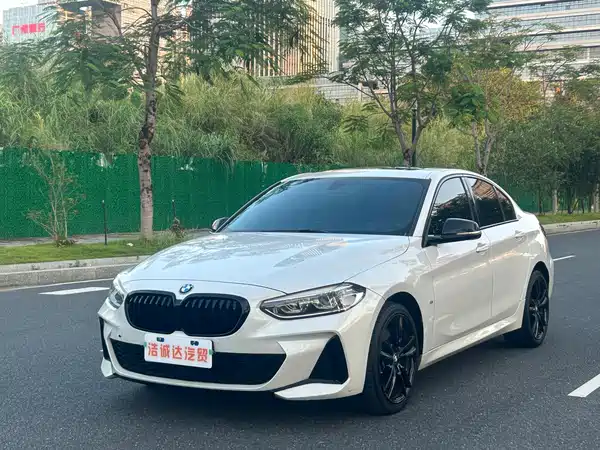 BMW 1 Series 2023