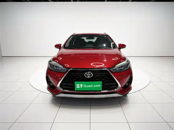 Toyota Yaris L 2021