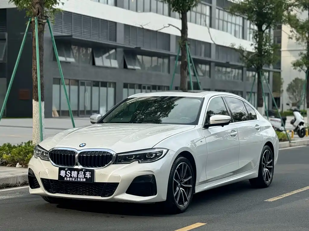 BMW 3 Series 2022