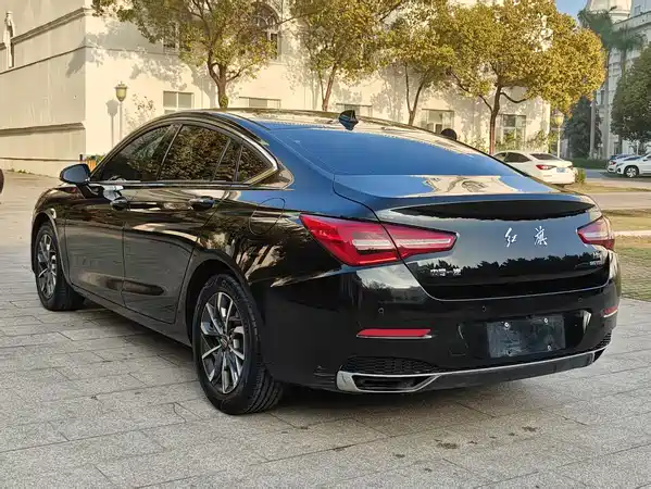Hongqi H5 2022