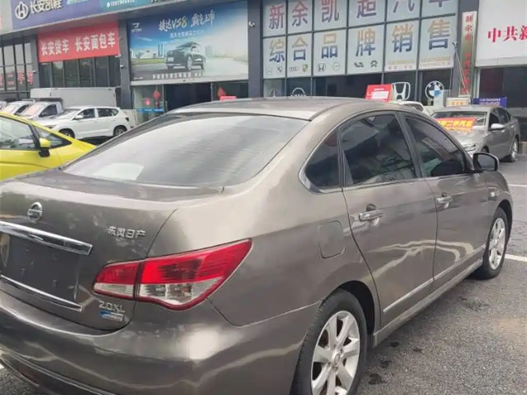 Nissan Sylphy 2010
