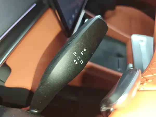 BYD Tang L 2025