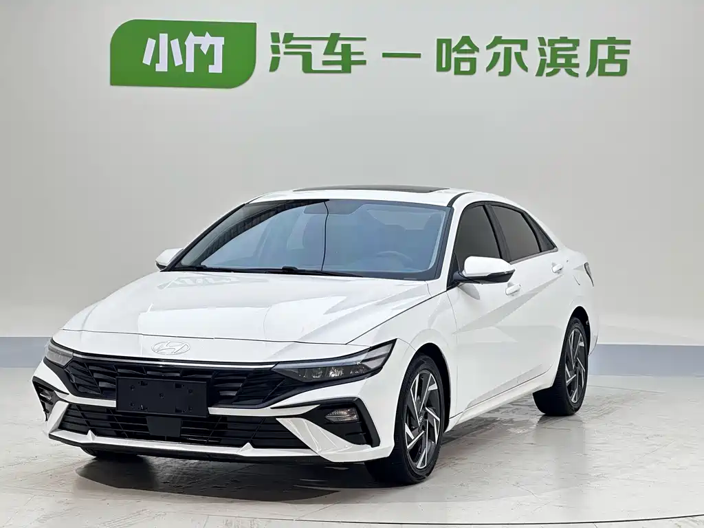 Hyundai Elantra 2023