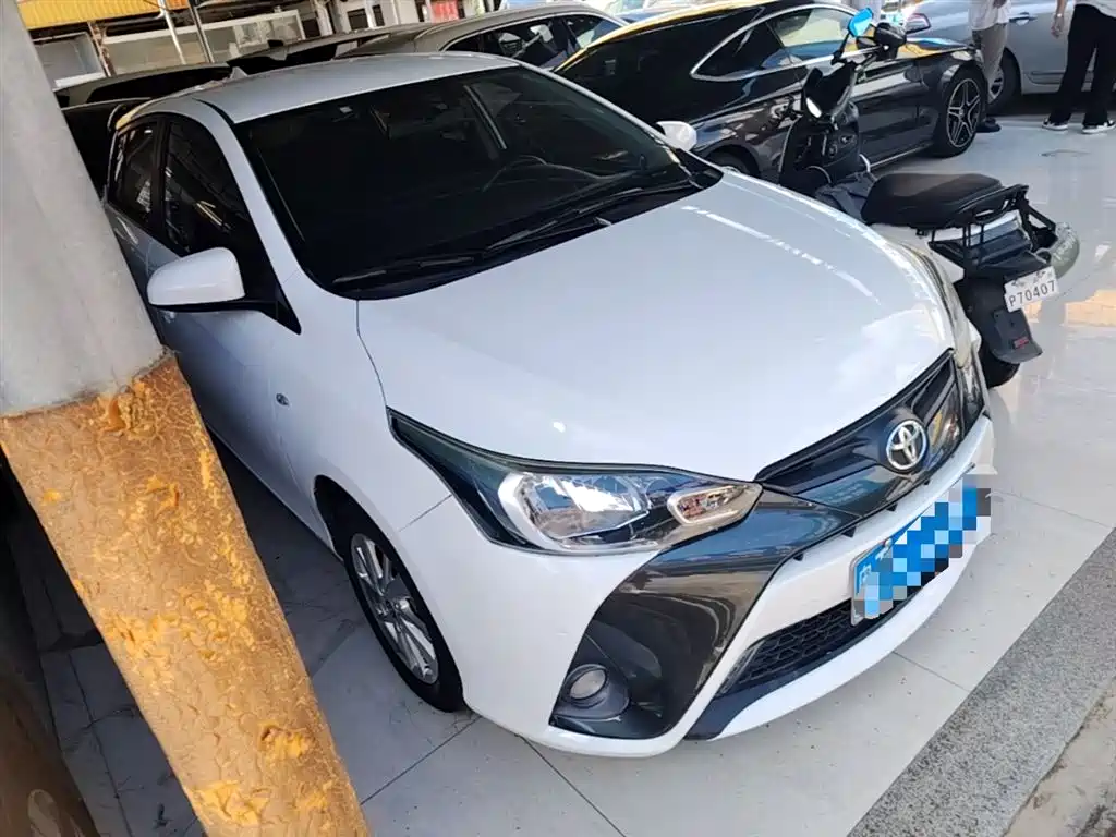 Toyota Yaris L 2019 — фото 4
