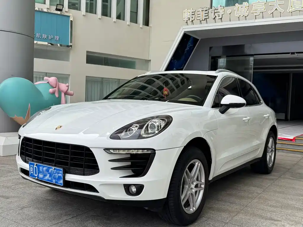 Porsche Macan 2015 — фото 1