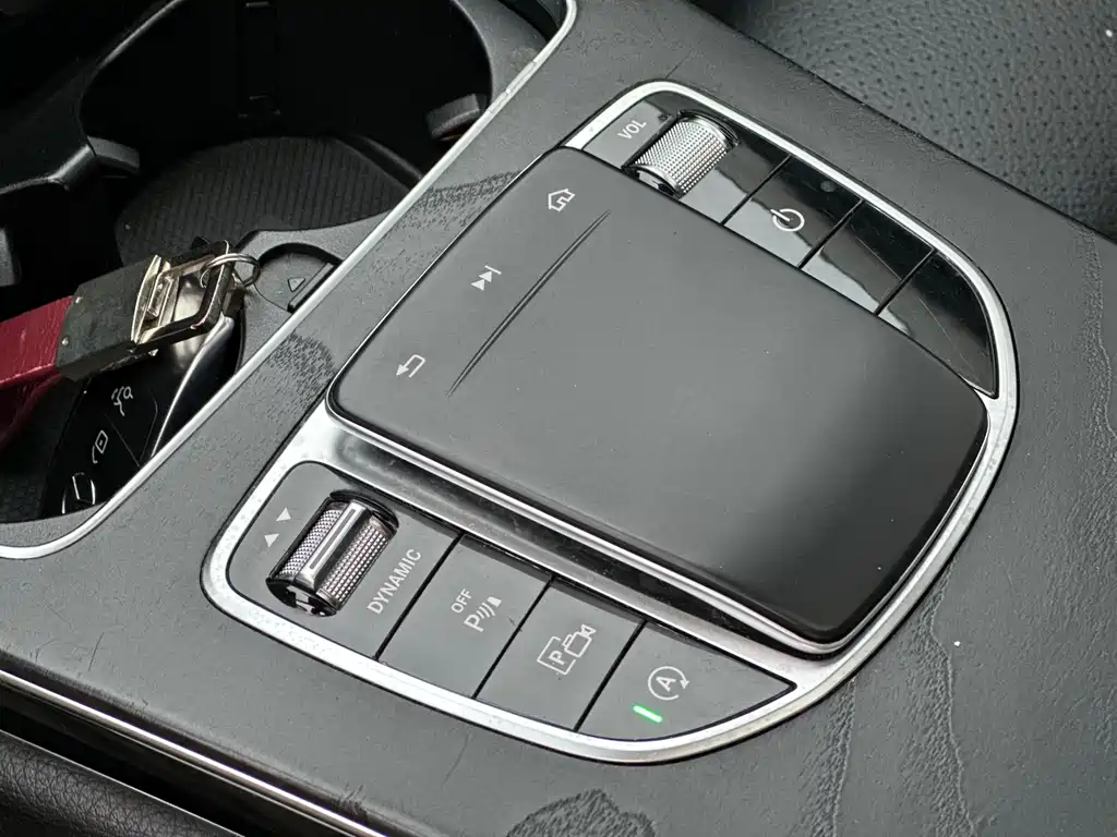 Mercedes-Benz C-Class 2019 — фото 15
