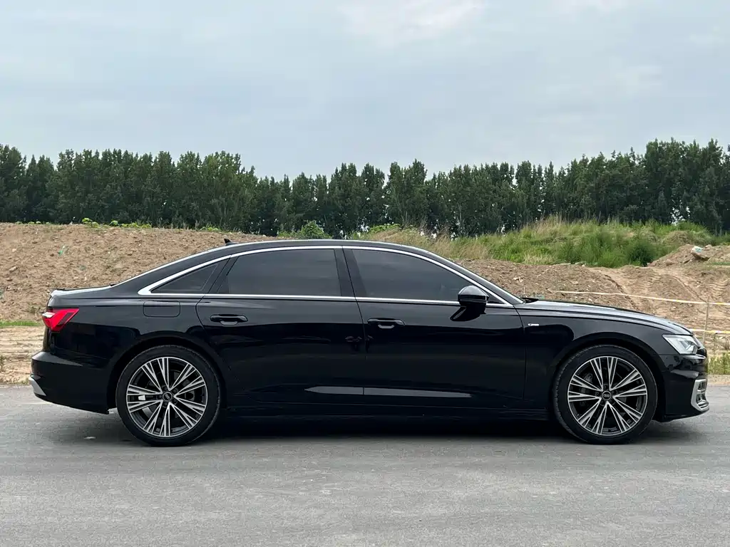 Audi A6L 2023 — фото 8