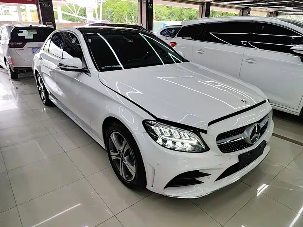 Mercedes-Benz C-Class 2021