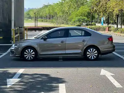 Volkswagen Sagitar 2017