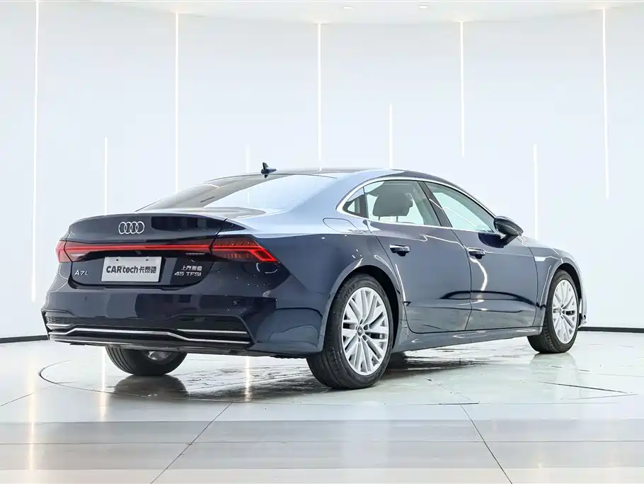 Audi A7L 2024 — фото 5