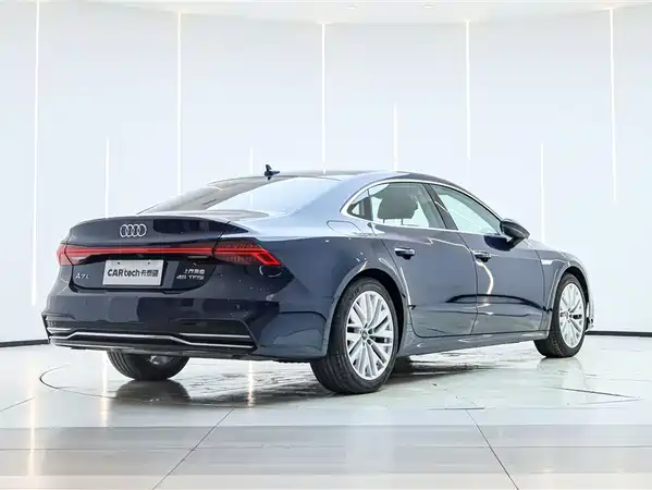 Audi A7L 2024
