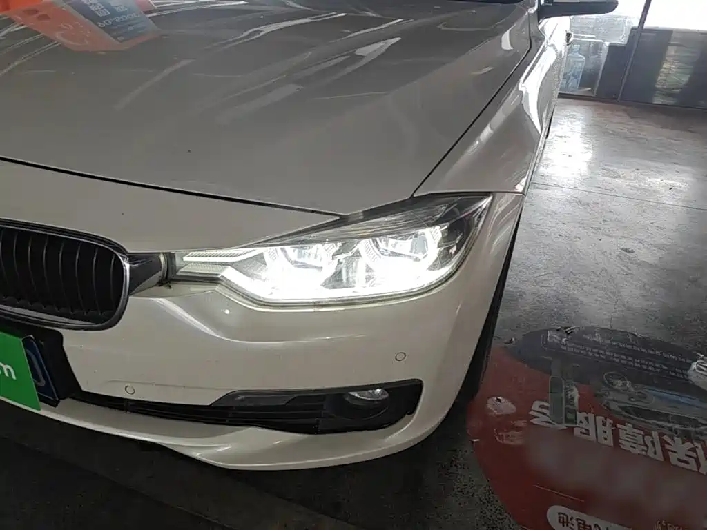 BMW 3 Series 2015 — фото 24
