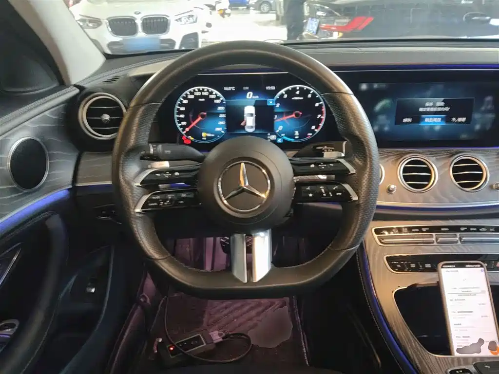 Mercedes-Benz E-Class 2021 — фото 11