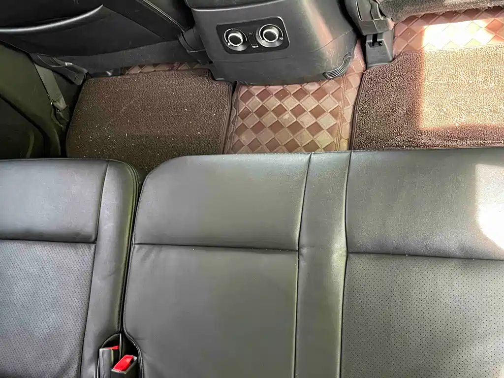 Mitsubishi Pajero 2019 — фото 19