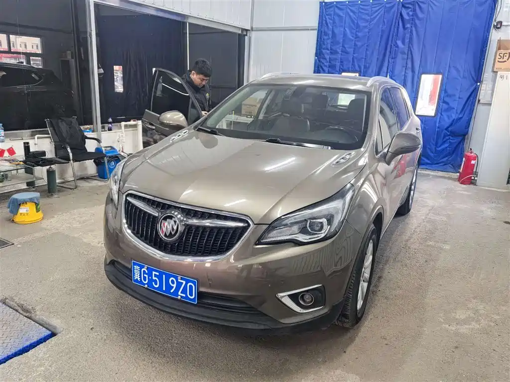 Buick Envision Plus 2018 — фото 1