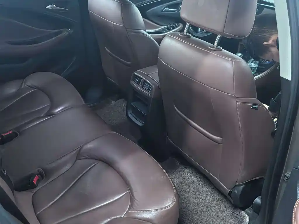 Buick Envision Plus 2018 — фото 8