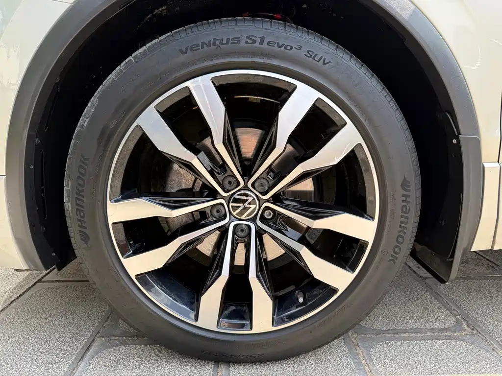 Volkswagen Tiguan L 2021 — фото 28